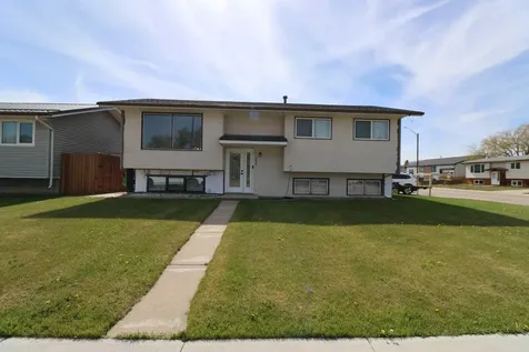 3918 52 Street Taber AB T1G 1B7