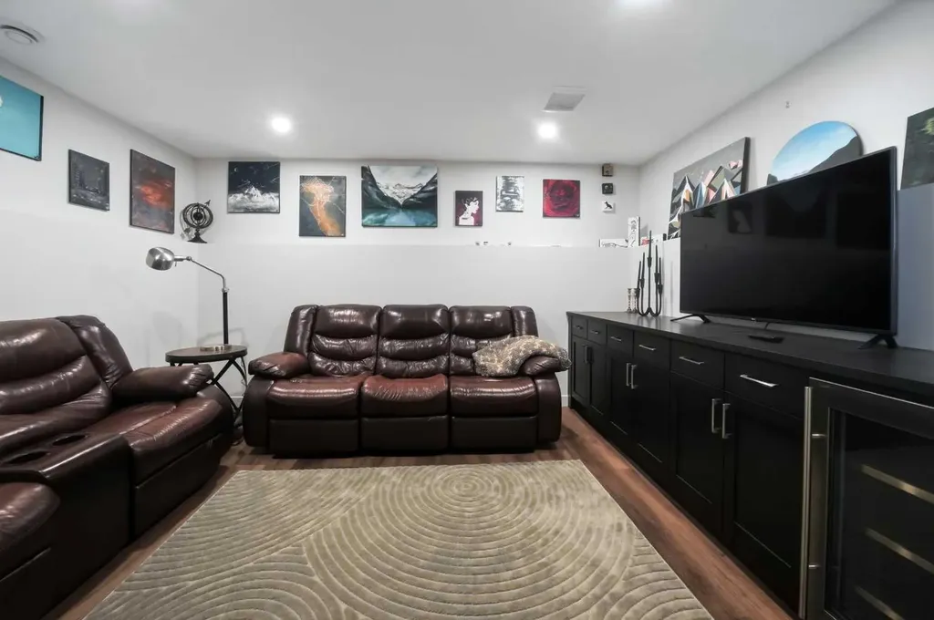 26553 Highway 11 Rural Red Deer County AB T4E 1A5