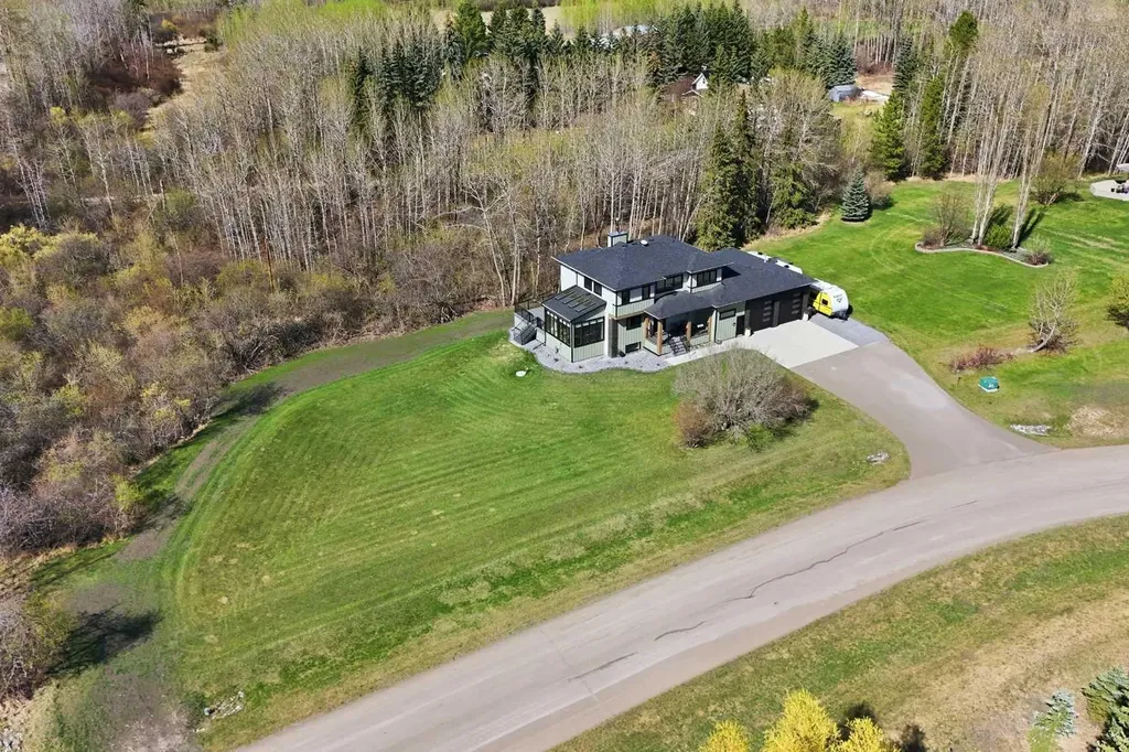26553 Highway 11 Rural Red Deer County AB T4E 1A5