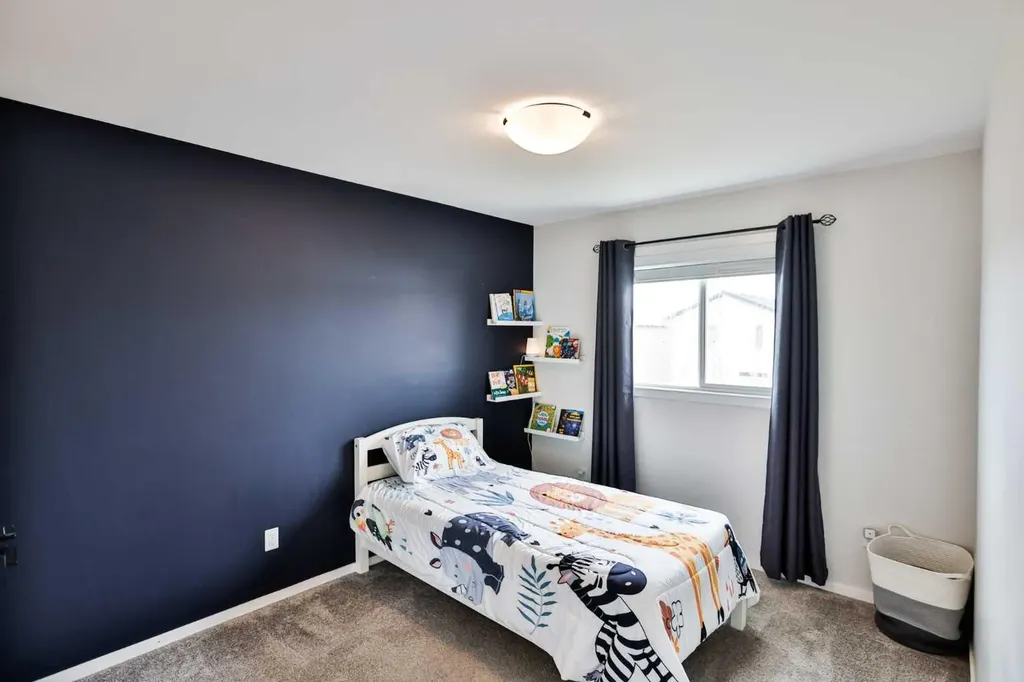 1109 Pacific Circle W Lethbridge AB T1J 5V5