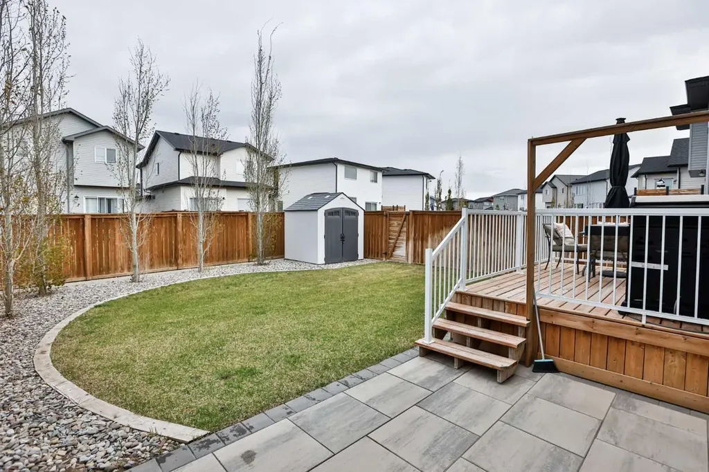 1109 Pacific Circle W Lethbridge AB T1J 5V5