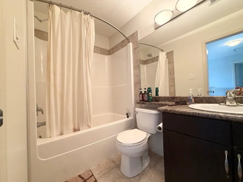 8829 89 Avenue Grande Prairie AB T8X 0C6