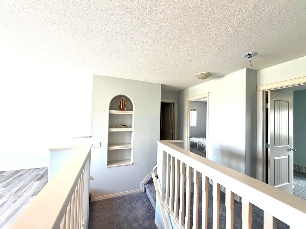 8829 89 Avenue Grande Prairie AB T8X 0C6