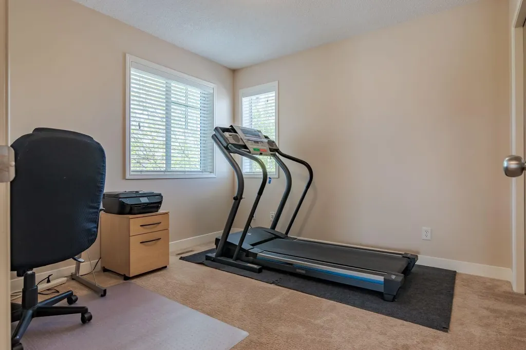 6 Cranwell Link SE Calgary AB T3M 1G3