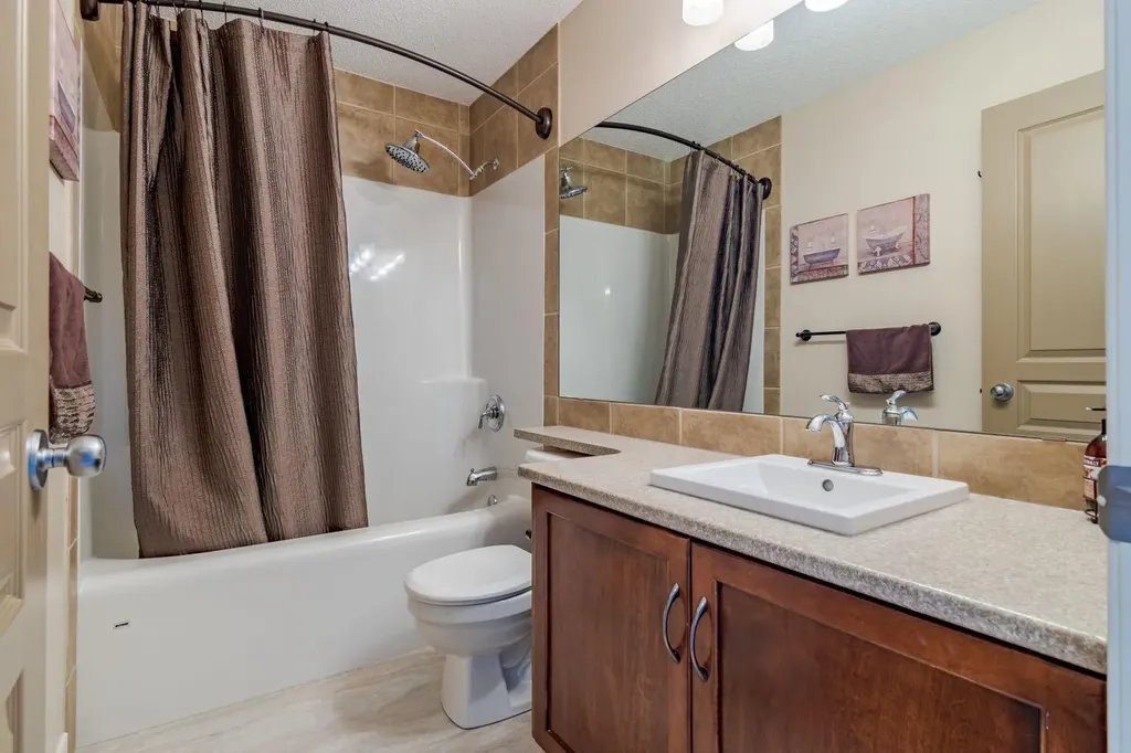 6 Cranwell Link SE Calgary AB T3M 1G3