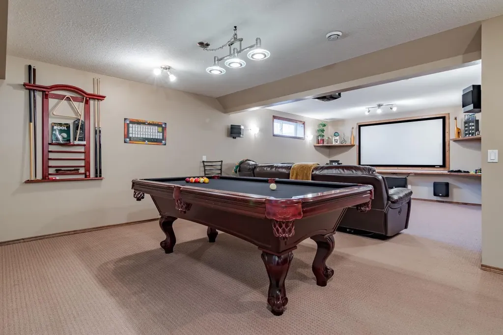6 Cranwell Link SE Calgary AB T3M 1G3