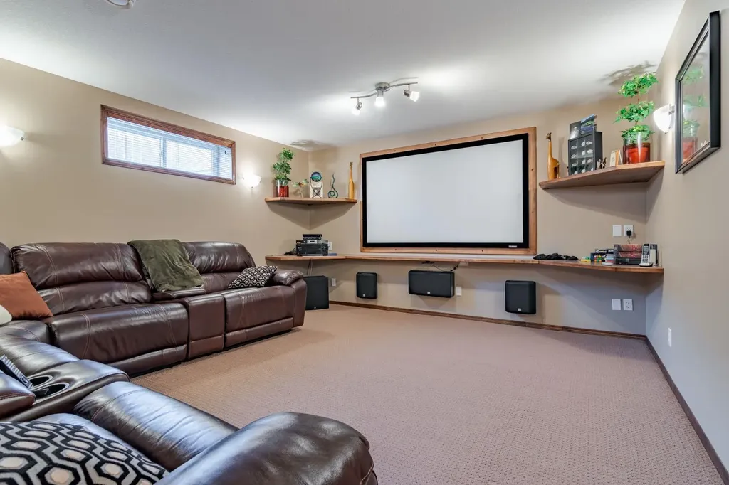 6 Cranwell Link SE Calgary AB T3M 1G3