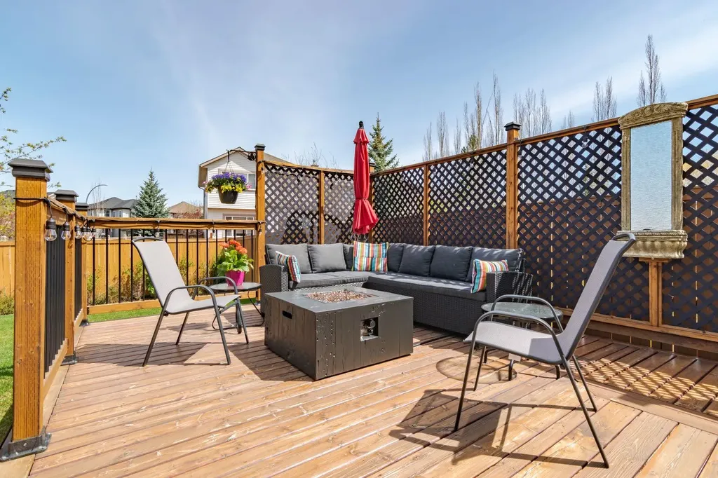 6 Cranwell Link SE Calgary AB T3M 1G3