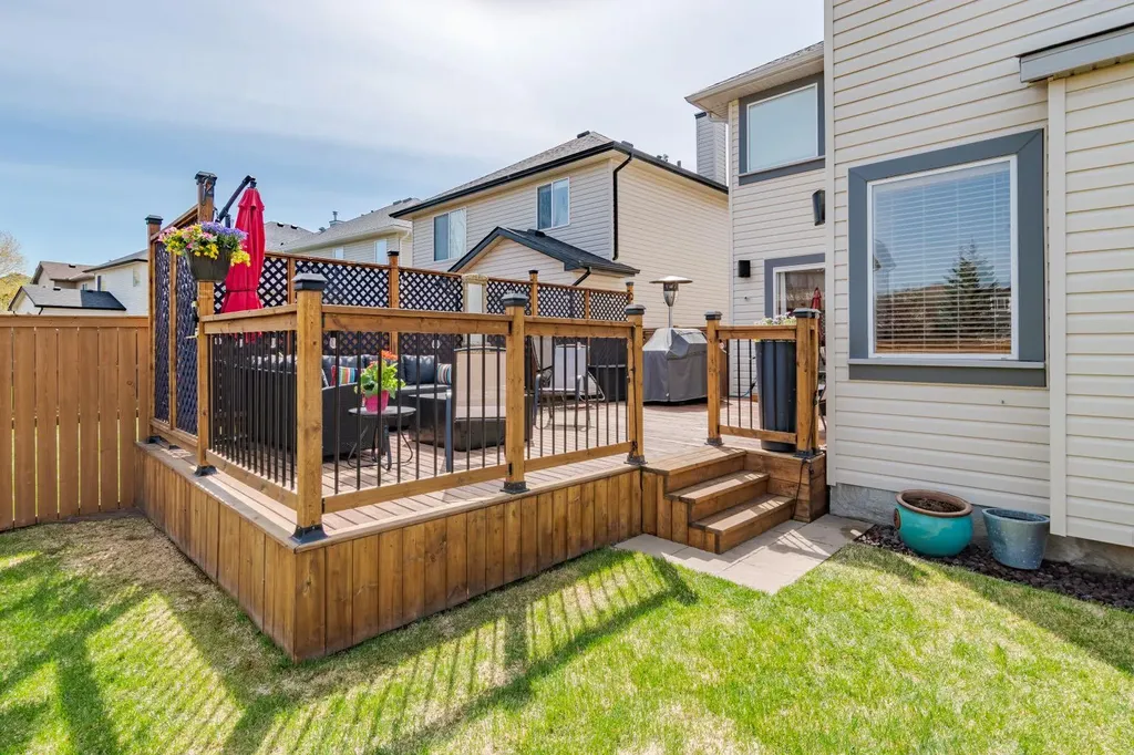 6 Cranwell Link SE Calgary AB T3M 1G3