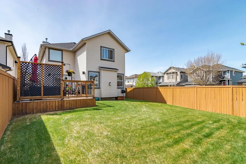 6 Cranwell Link SE Calgary AB T3M 1G3