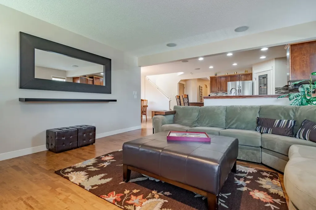 6 Cranwell Link SE Calgary AB T3M 1G3
