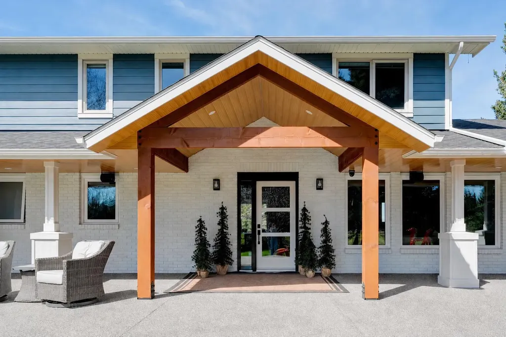 608 Bearspaw Village Road Rural Rocky View County AB T3L2P1
