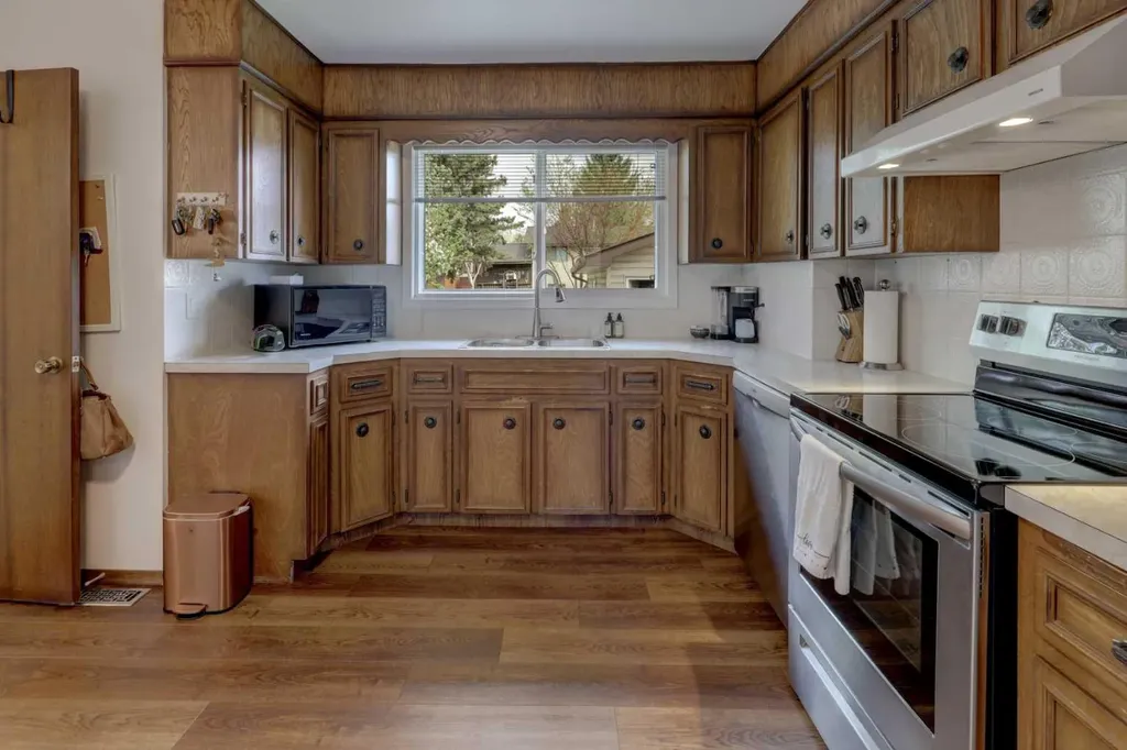 108 Templeview Place NE Calgary AB T1Y 3S2