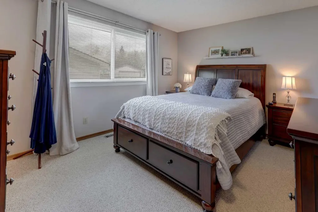 108 Templeview Place NE Calgary AB T1Y 3S2