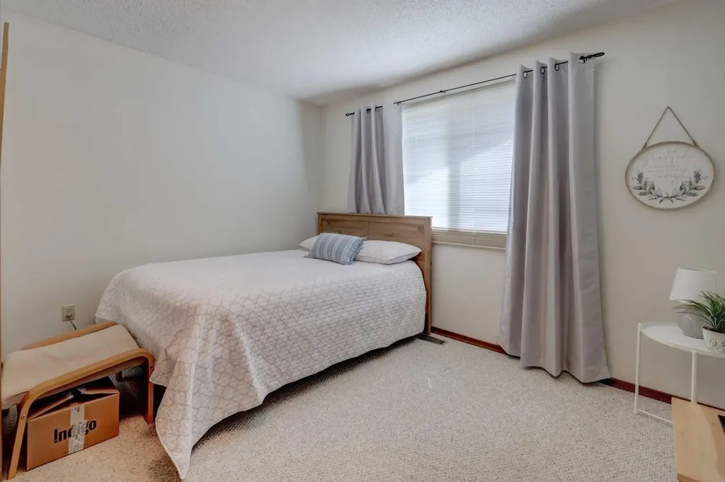108 Templeview Place NE Calgary AB T1Y 3S2