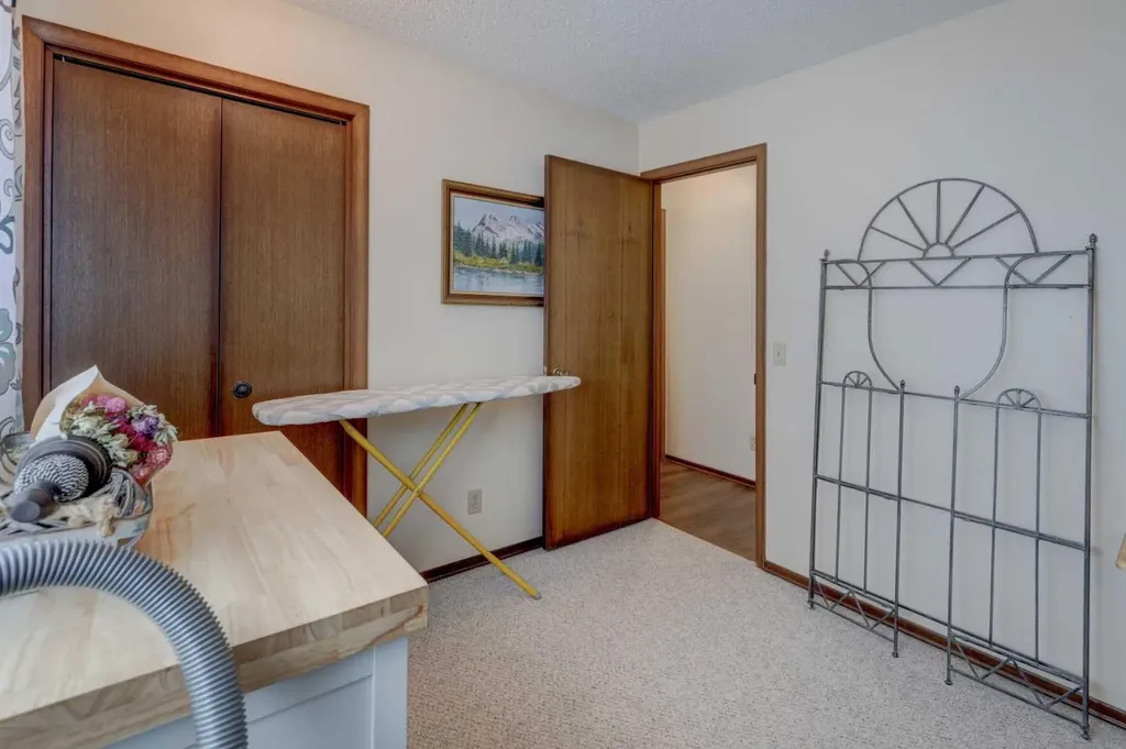 108 Templeview Place NE Calgary AB T1Y 3S2