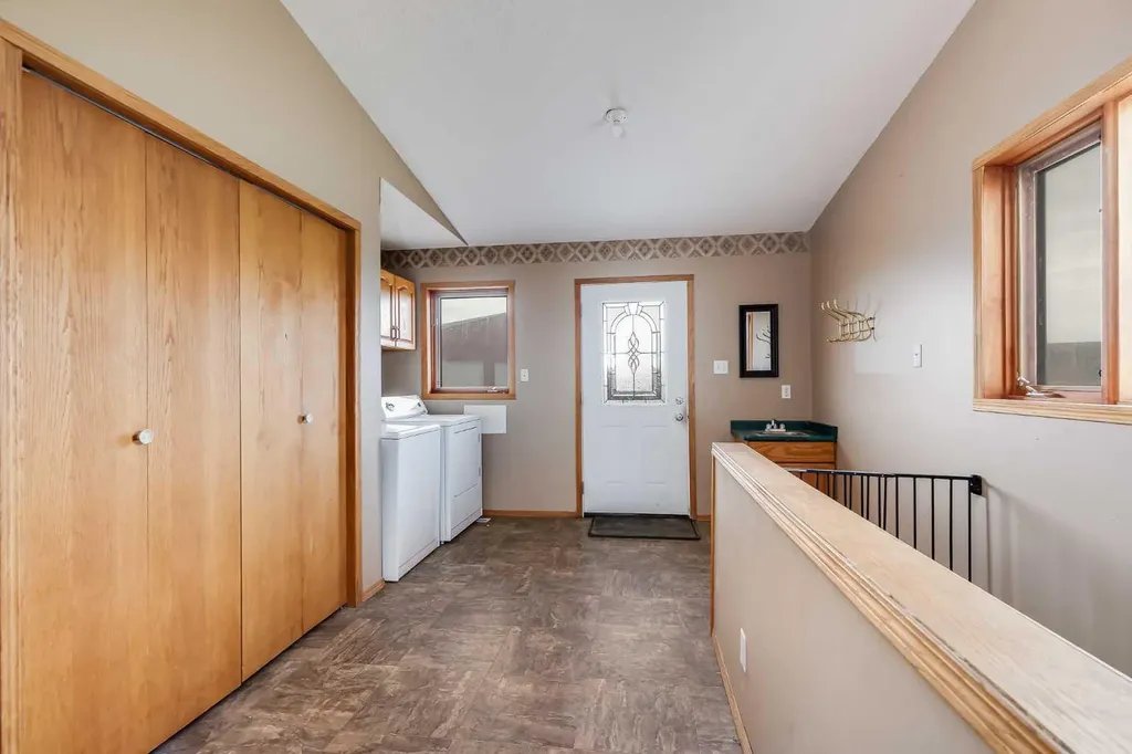 274128 320 Street E Rural Foothills County AB T0L 0J0