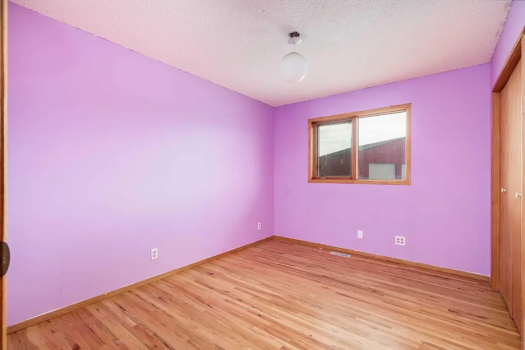 274128 320 Street E Rural Foothills County AB T0L 0J0