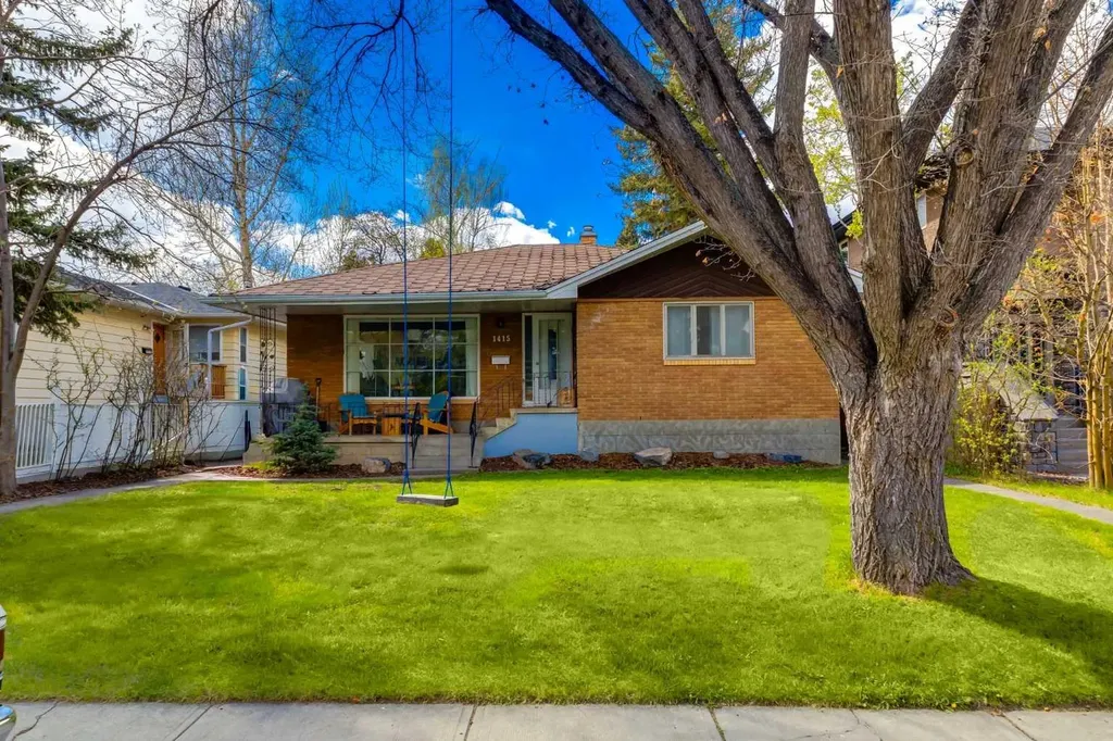 1415 43 Street SW Calgary AB T3C 2A3