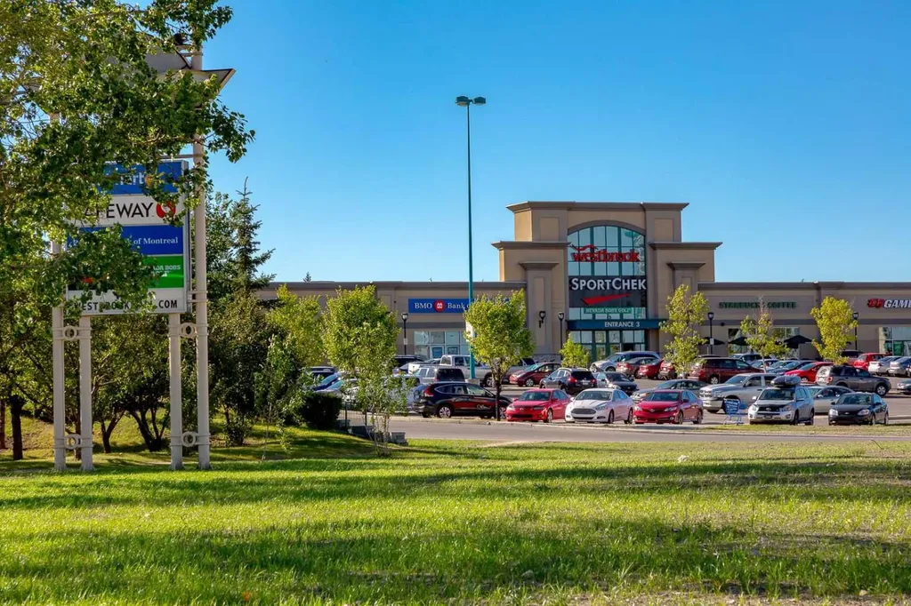 1415 43 Street SW Calgary AB T3C 2A3