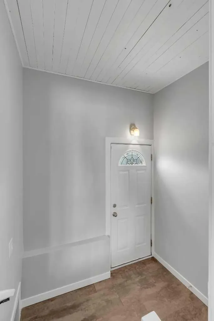5203 Memorial Drive SE Calgary AB T2A 2P9