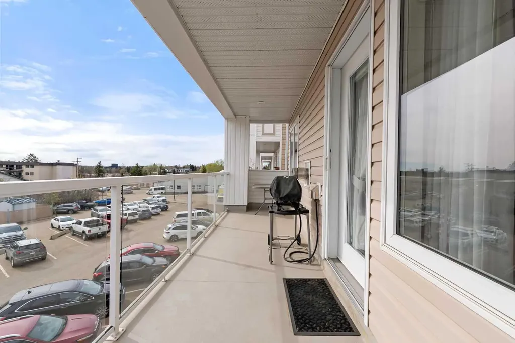 5419 49 Avenue Camrose AB T4V 0N6