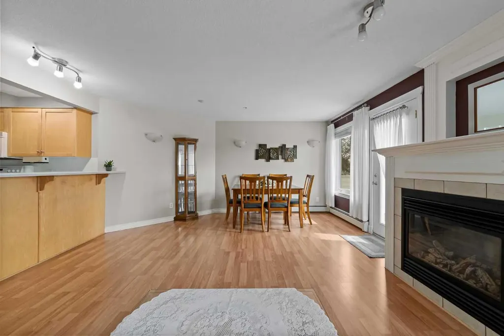 5419 49 Avenue Camrose AB T4V 0N6