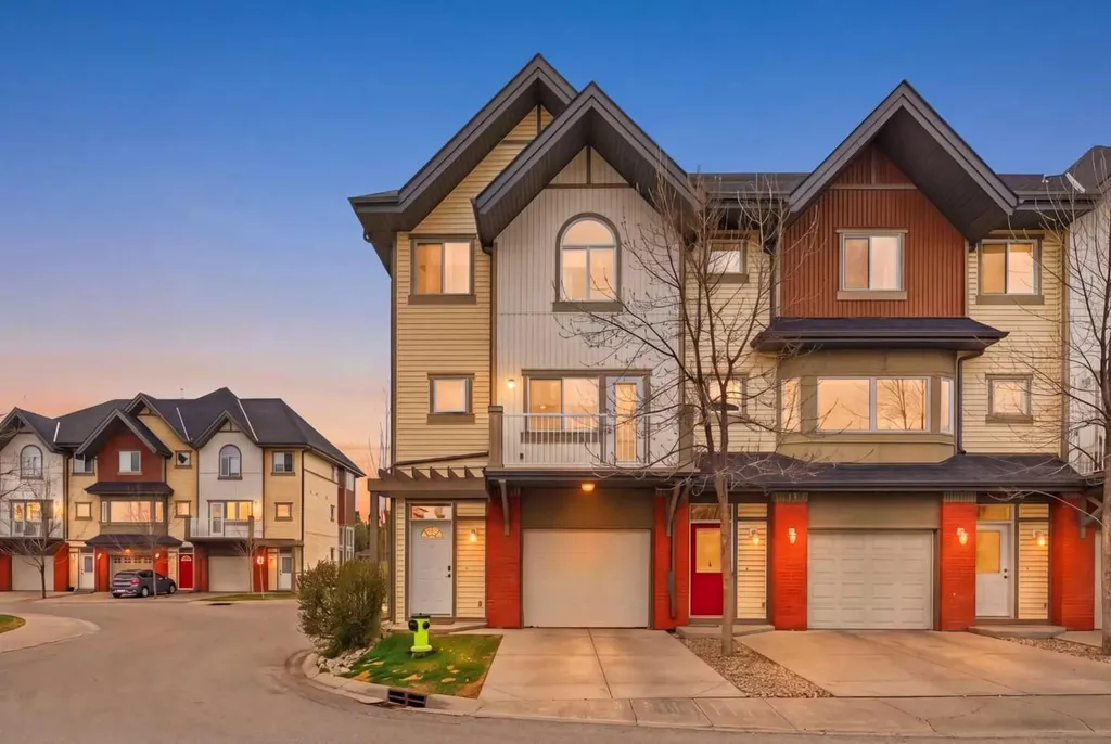 402 Wentworth Villas SW Calgary AB t3h0k6
