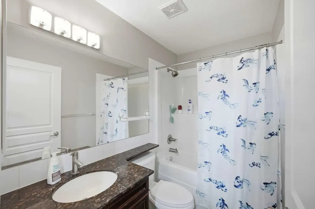 402 Wentworth Villas SW Calgary AB t3h0k6