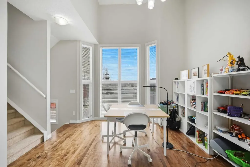 402 Wentworth Villas SW Calgary AB t3h0k6