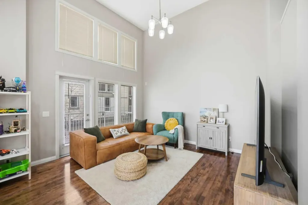 402 Wentworth Villas SW Calgary AB t3h0k6