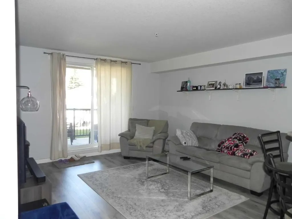 12B Ironside Street Red Deer AB T4R 3R6