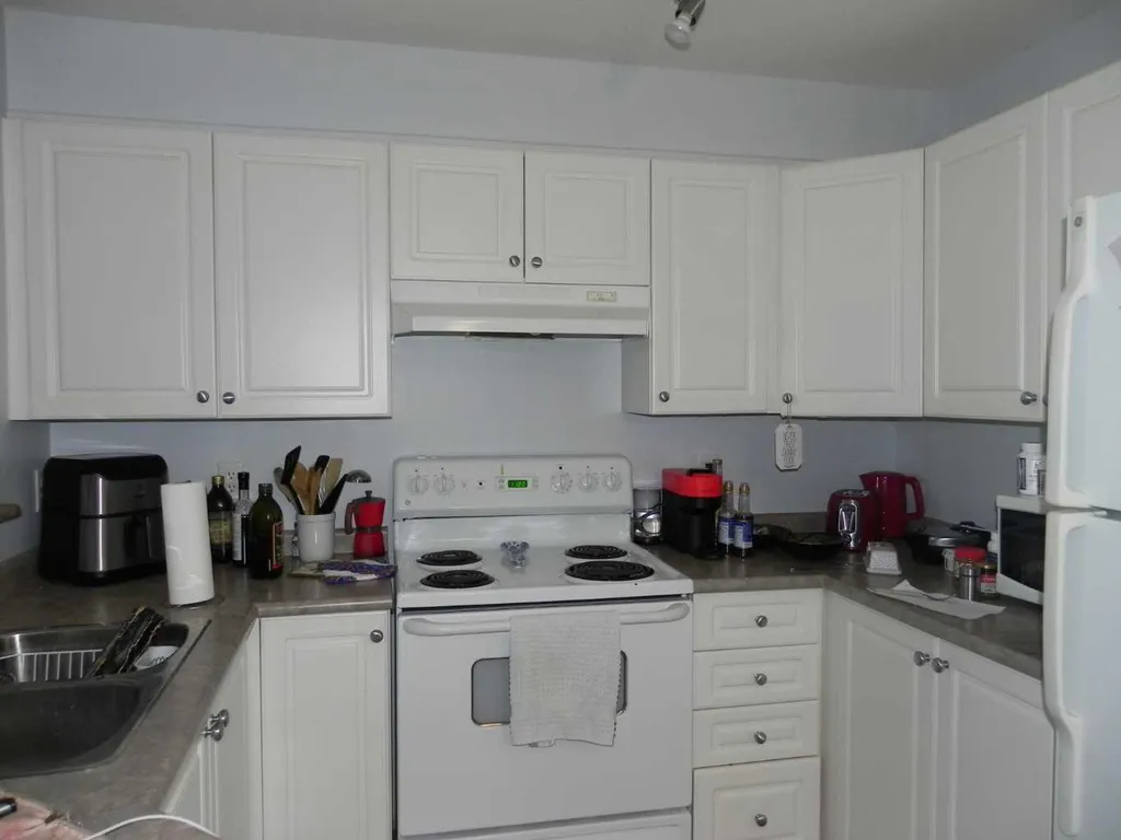 12B Ironside Street Red Deer AB T4R 3R6