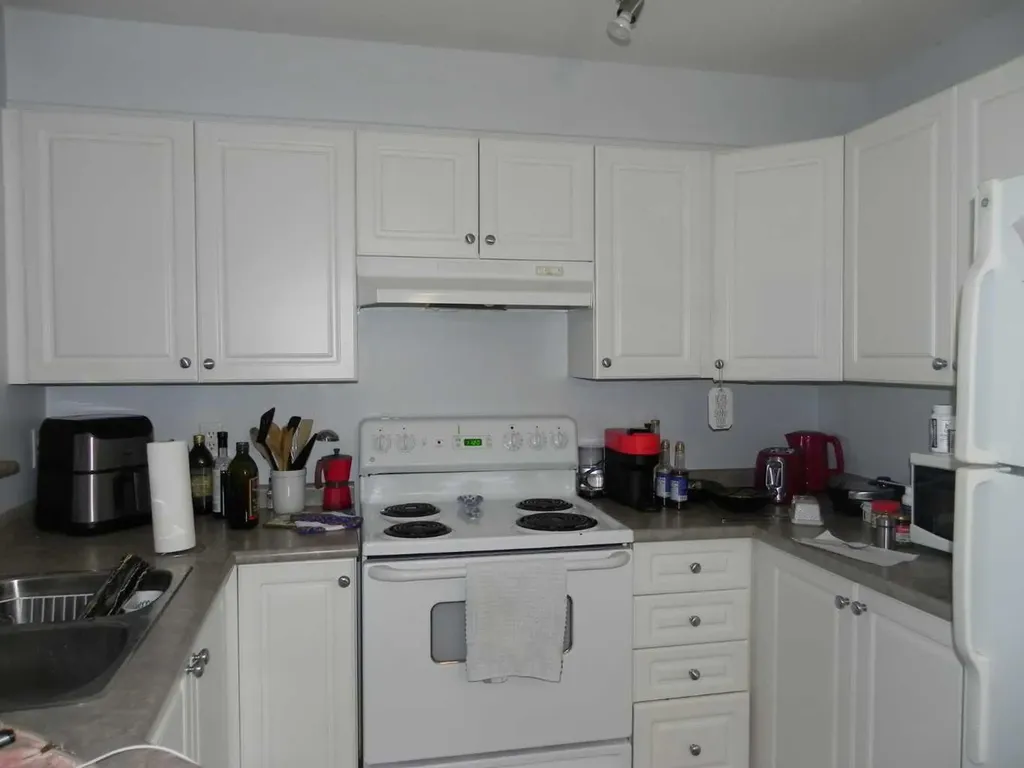 12B Ironside Street Red Deer AB T4R 3R6
