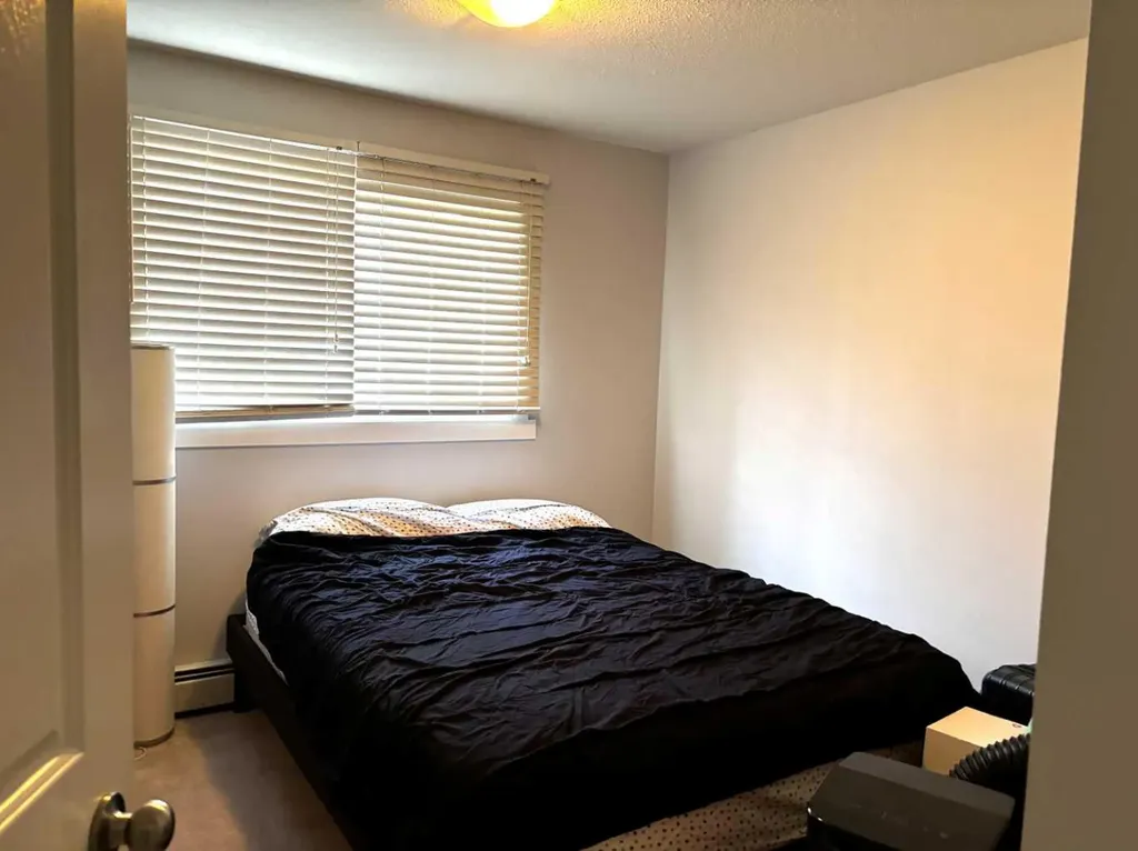 12B Ironside Street Red Deer AB T4R 3R6