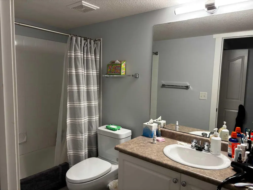 12B Ironside Street Red Deer AB T4R 3R6