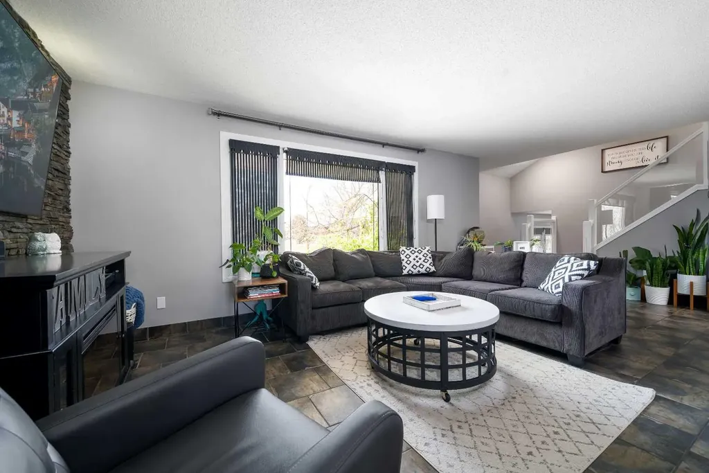 88 Cypress Way SE Medicine Hat AB T1B 1G8