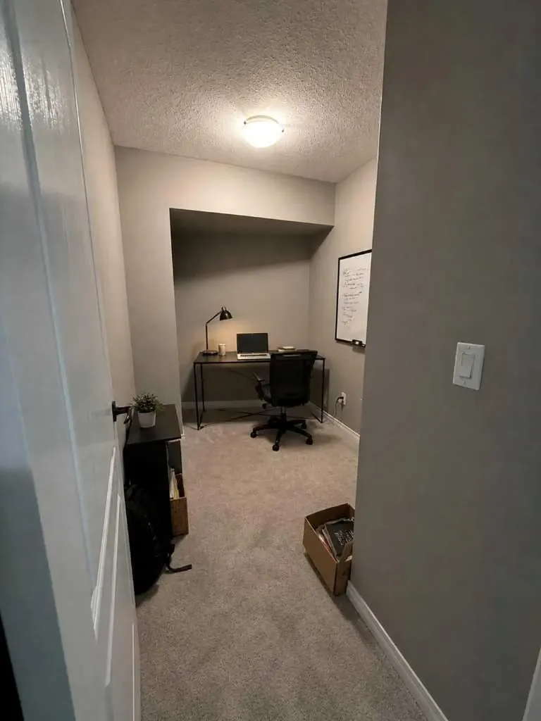298 Somerset Way SE Medicine Hat AB T1B0E9