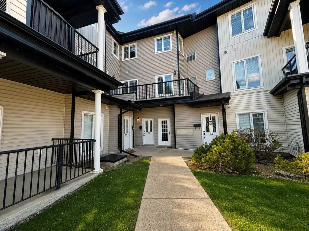 298 Somerset Way SE Medicine Hat AB T1B0E9