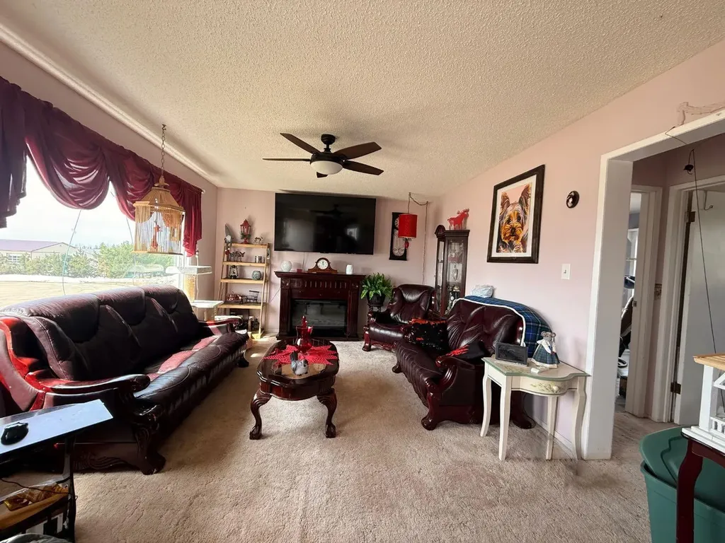 5020 Oxford Avenue Swan Hills AB T0G2C0