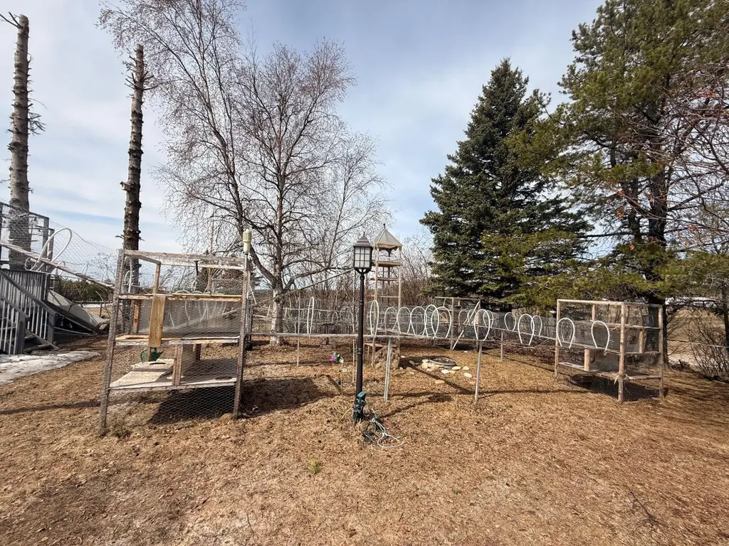 5020 Oxford Avenue Swan Hills AB T0G2C0