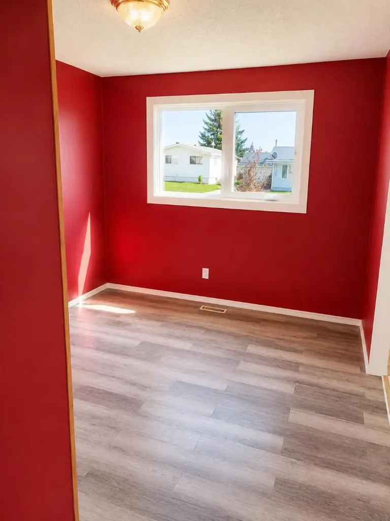 5020 Oxford Avenue Swan Hills AB T0G2C0