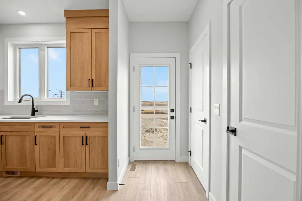 21 Hotchkiss Gardens SE Calgary AB T3S 0T7