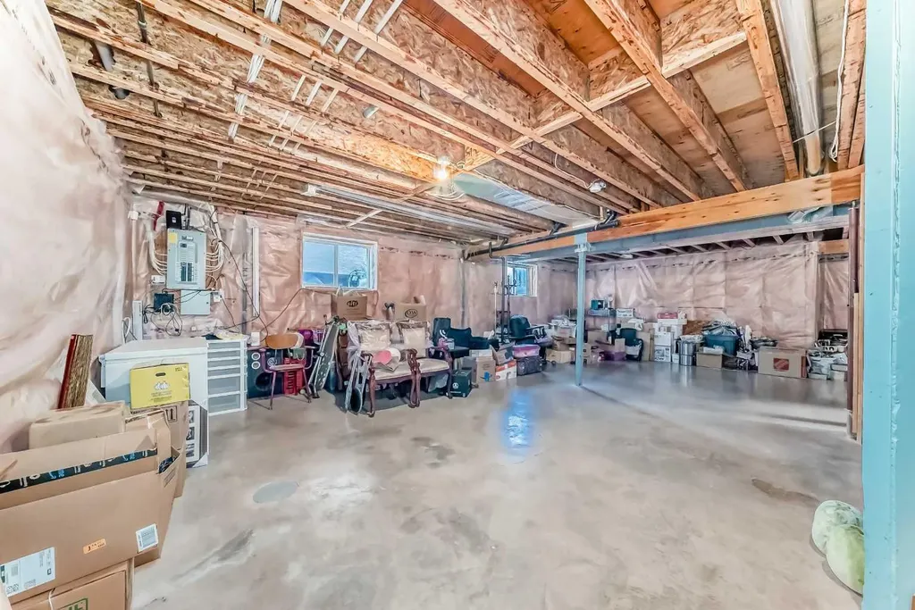 75 Hampstead Way NW Calgary AB T3A 6E5