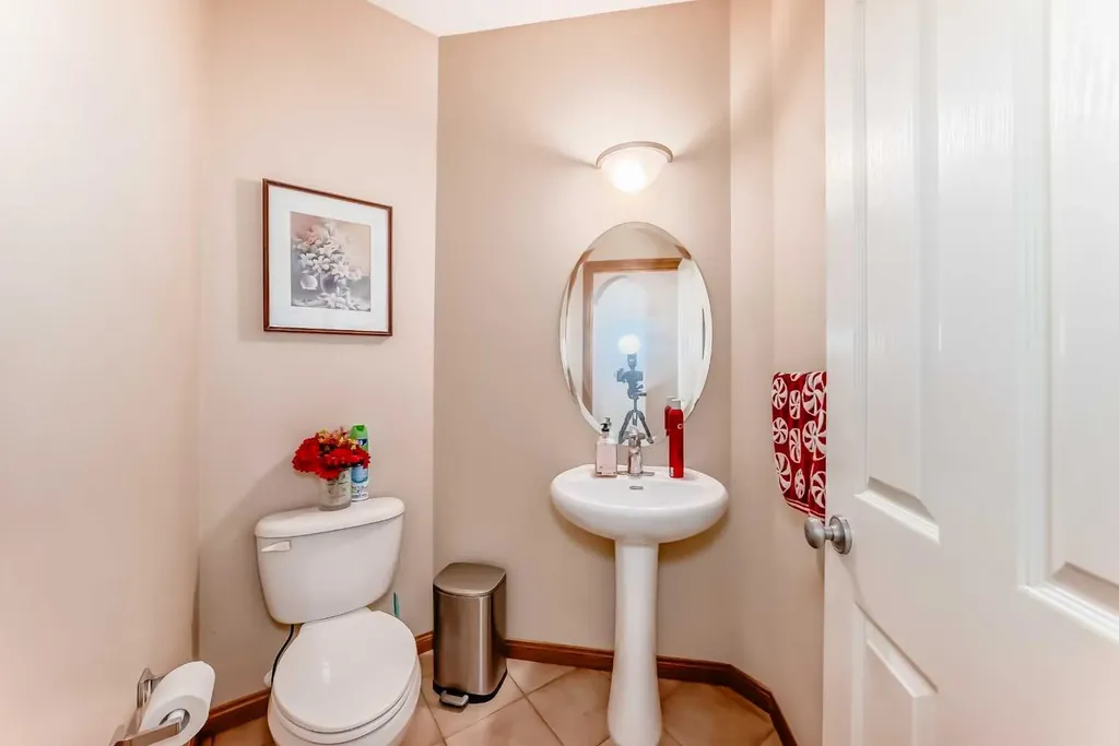 75 Hampstead Way NW Calgary AB T3A 6E5