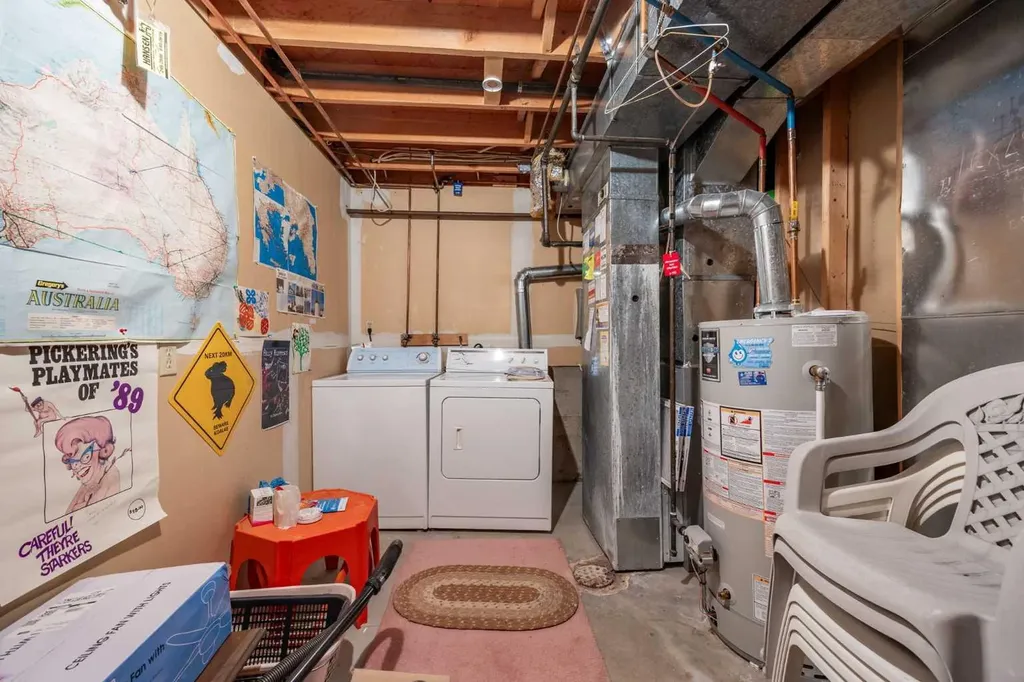 4940 39 Avenue SW Calgary AB T3E 6M7