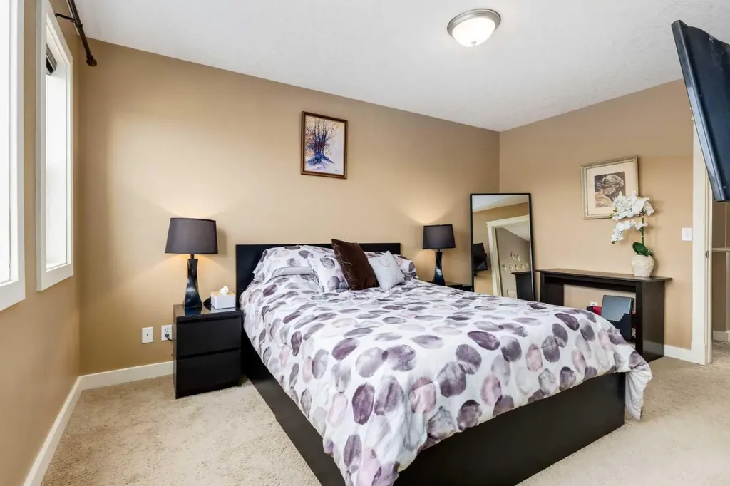 159 Cimarron Grove Crescent Okotoks AB T1S 2E3