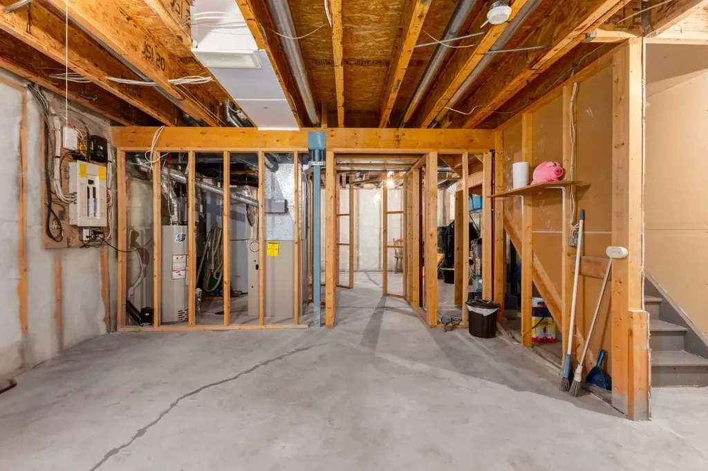 159 Cimarron Grove Crescent Okotoks AB T1S 2E3