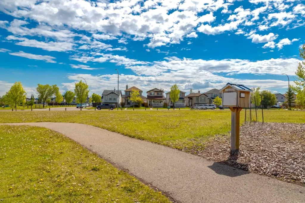 159 Cimarron Grove Crescent Okotoks AB T1S 2E3
