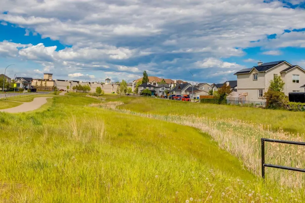 159 Cimarron Grove Crescent Okotoks AB T1S 2E3